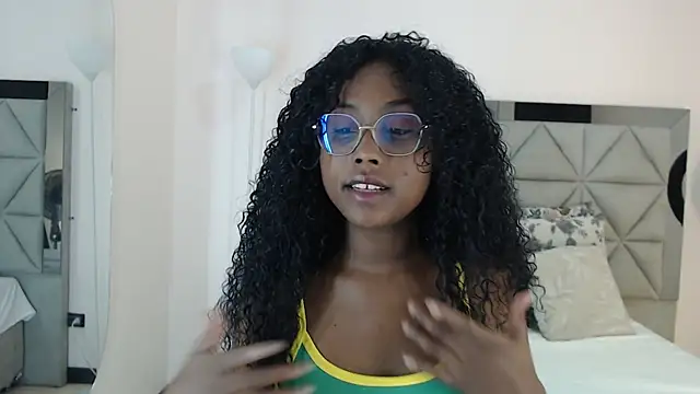 lily mendoza online show from July 2026 08:15:02 PM