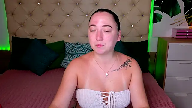 Snapshot of AVA_MAXIMUS chatting on July 2026 04:50:02 AM AVA MAXIMUS online show from July 2026 04:50:02 AM