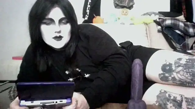 Snapshot of sundaygoth chatting on June 2026 02:10:02 PM sundaygoth online show from June 2026 02:10:02 PM