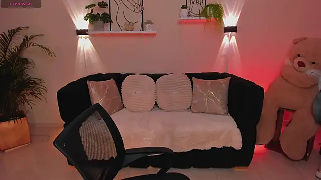 Susy Doll1 online show from July 2026 02:23:01 PM