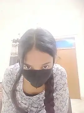Snapshot of Riya_cum33 chatting on July 2026 05:15:01 PM Riya cum33 online show from July 2026 05:15:01 PM