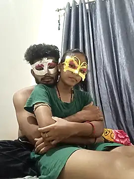 Snapshot of cutecouple14324 chatting on June 2026 06:32:01 PM cutecouple14324 online show from June 2026 06:32:01 PM