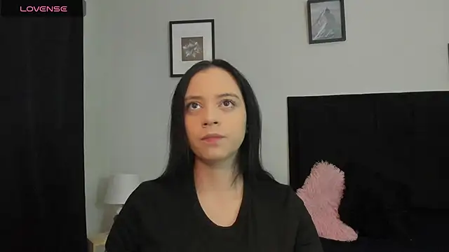 Sara B online show from June 2026 06:01:02 PM