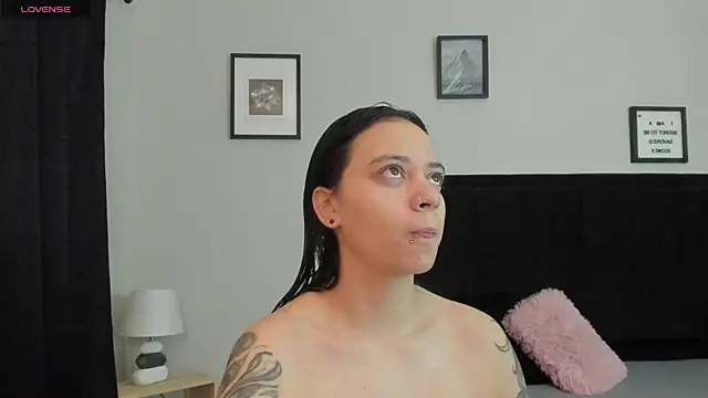 Sara B online show from July 2026 06:00:02 PM
