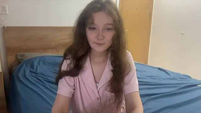 Snapshot of Ela_Wish chatting on June 2026 06:45:01 PM Ela Wish online show from June 2026 06:45:01 PM