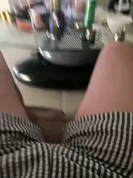 nicolaaas99 online show from June 2026 06:10:02 PM