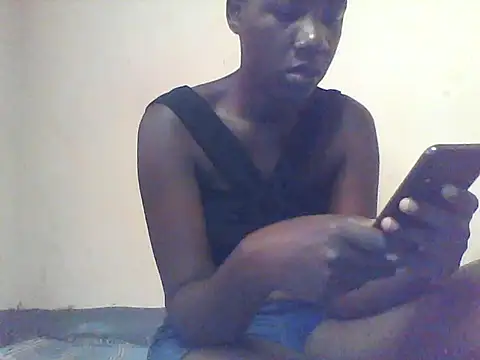 Snapshot of African_petite_godess chatting on June 2026 11:01:02 AM African petite godess online show from June 2026 11:01:02 AM