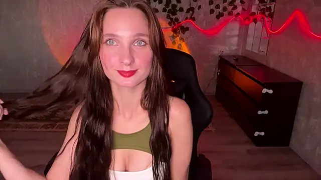 GensaFlara online show from July 2026 02:05:02 PM