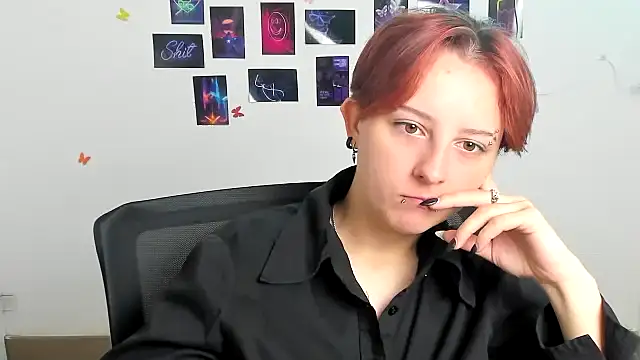 Dilara Kiss  online show from June 2026 05:23:01 AM