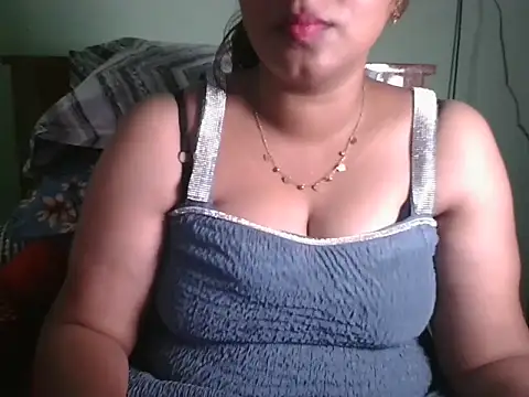 Snapshot of Tamil_Shailu chatting on July 2026 01:17:02 PM Tamil Shailu online show from July 2026 01:17:02 PM