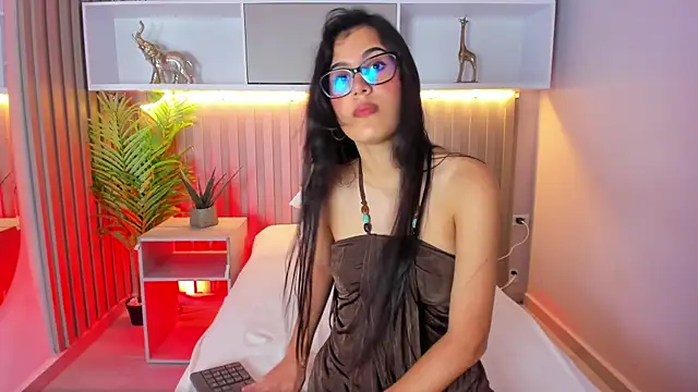 Snapshot of jazminmoree chatting on August 2026 08:08:01 PM jazminmoree online show from August 2026 08:08:01 PM