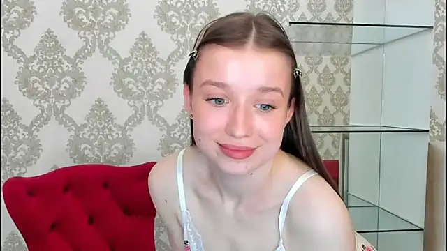 Snapshot of michelle_blus chatting on July 2026 08:26:02 PM michelle blus online show from July 2026 08:26:02 PM