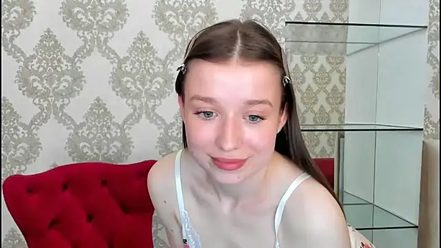 Snapshot of michelle_blus chatting on July 2026 09:27:02 AM michelle blus online show from July 2026 09:27:02 AM