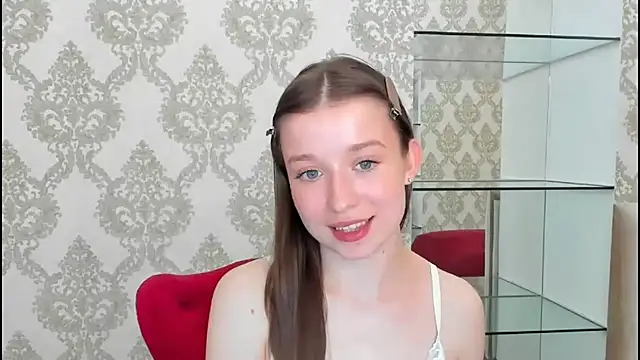 Snapshot of michelle_blus chatting on July 2026 10:20:01 AM michelle blus online show from July 2026 10:20:01 AM