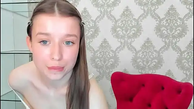 Snapshot of michelle_blus chatting on July 2026 05:11:02 PM michelle blus online show from July 2026 05:11:02 PM