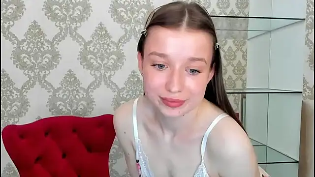 Snapshot of michelle_blus chatting on July 2026 08:06:02 PM michelle blus online show from July 2026 08:06:02 PM