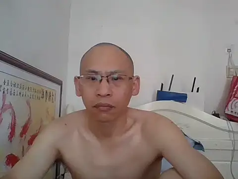 Snapshot of benly888 chatting on July 2026 11:26:01 PM benly888 online show from July 2026 11:26:01 PM