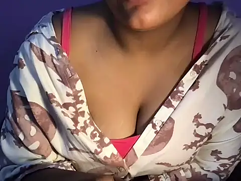 Midnight Rosey online show from June 2026 08:08:01 AM