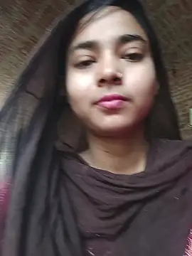 Snapshot of Simran_143 chatting on July 2026 04:21:02 AM Simran 143 online show from July 2026 04:21:02 AM