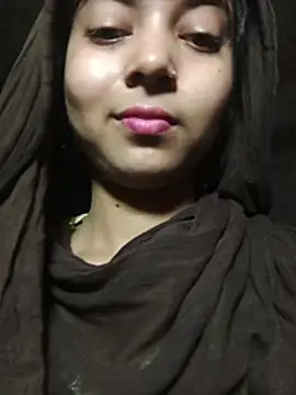 Snapshot of Simran_143 chatting on July 2026 04:59:02 PM Simran 143 online show from July 2026 04:59:02 PM