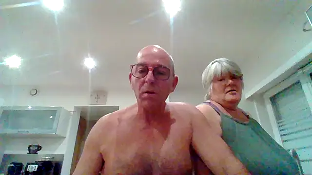 Snapshot of coquinesensuel chatting on July 2026 10:04:01 PM coquinesensuel online show from July 2026 10:04:01 PM