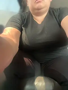 sn0w420 online show from June 2026 06:28:01 PM