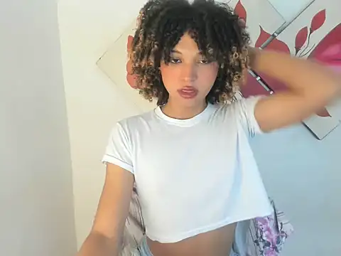 Elianisbigcock online show from July 2026 03:54:02 PM