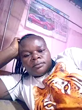 Snapshot of PRETTY-LILY chatting on June 2026 02:47:02 PM PRETTY-LILY online show from June 2026 02:47:02 PM