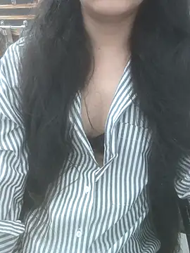 Snapshot of sushmita0 chatting on July 2026 01:39:02 PM sushmita0 online show from July 2026 01:39:02 PM