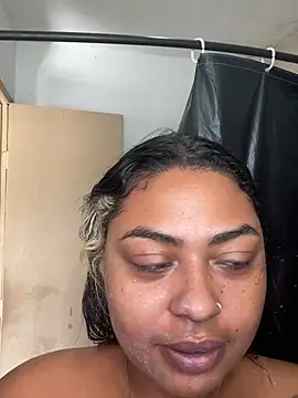 Snapshot of estrellla1 chatting on August 2026 02:41:02 PM estrellla1 online show from August 2026 02:41:02 PM