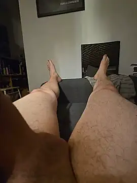 Snapshot of BB-Guy chatting on June 2026 10:25:01 PM BB-Guy online show from June 2026 10:25:01 PM