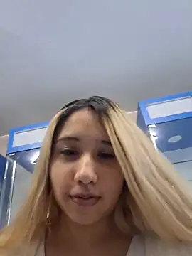 Snapshot of Honeycitabomnita chatting on June 2026 02:21:02 PM Honeycitabomnita online show from June 2026 02:21:02 PM