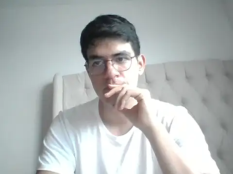 Snapshot of FernanHot69 chatting on July 2026 12:35:01 AM FernanHot69 online show from July 2026 12:35:01 AM