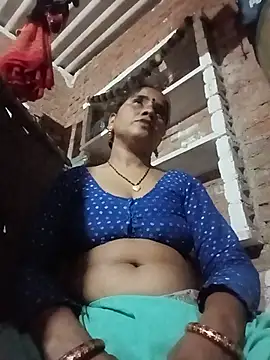 Hot shiri online show from July 2026 03:59:01 PM