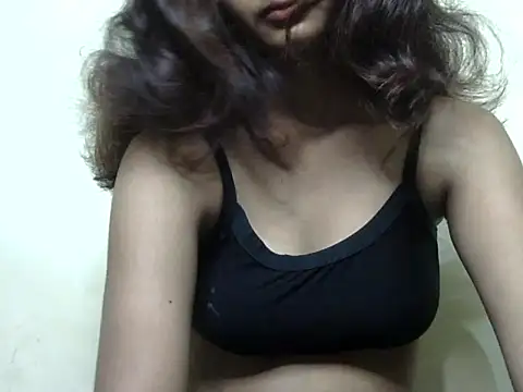 Snapshot of sayana_shrma chatting on June 2026 03:25:01 AM sayana shrma online show from June 2026 03:25:01 AM