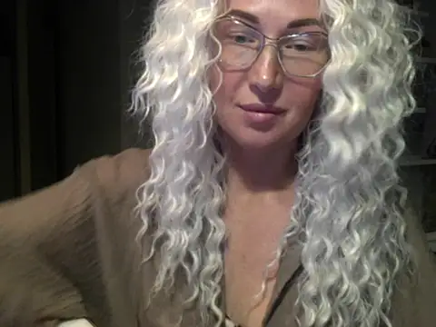 Snapshot of Solenyavo chatting on July 2026 07:43:01 PM Solenyavo online show from July 2026 07:43:01 PM