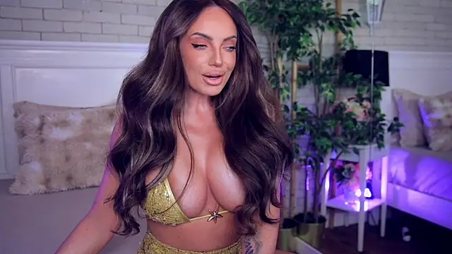 annabellahot online show from May 2026 03:45:02 AM