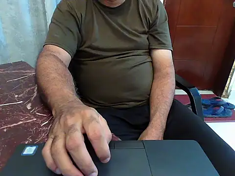 Snapshot of desipapaxx chatting on June 2026 05:28:02 PM desipapaxx online show from June 2026 05:28:02 PM