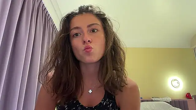 Snapshot of Monicaqte chatting on July 2026 11:12:01 AM Monicaqte online show from July 2026 11:12:01 AM