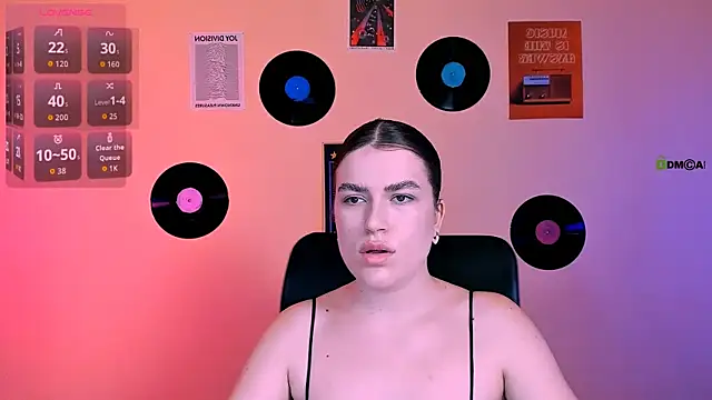Snapshot of emma_dark__ chatting on June 2026 01:48:01 PM emma dark online show from June 2026 01:48:01 PM