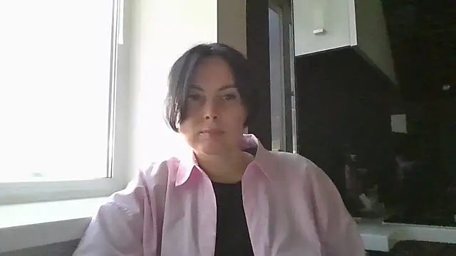 Snapshot of Velissada chatting on June 2026 08:25:02 PM Velissada online show from June 2026 08:25:02 PM