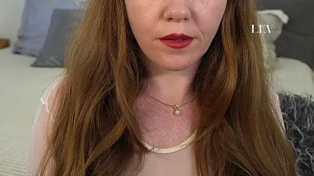 Snapshot of leverageurassets chatting on October 2025 01:34:02 PM leverageurassets online show from October 2025 01:34:02 PM