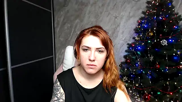 Snapshot of Reginasmilee chatting on December 2025 01:55:02 AM Reginasmilee online show from December 2025 01:55:02 AM