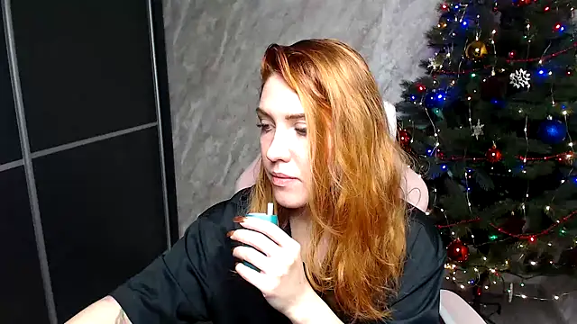 Snapshot of Reginasmilee chatting on December 2025 11:39:02 AM Reginasmilee online show from December 2025 11:39:02 AM