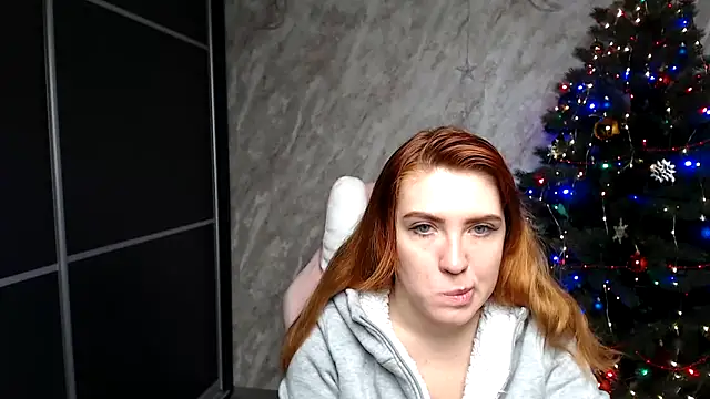 Snapshot of Reginasmilee chatting on December 2025 04:09:01 AM Reginasmilee online show from December 2025 04:09:01 AM