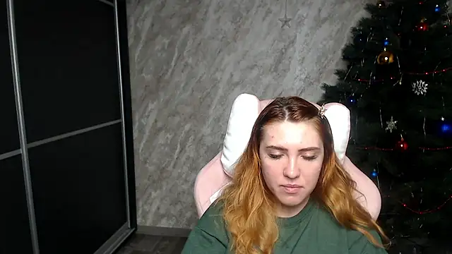 Snapshot of Reginasmilee chatting on January 2026 02:25:01 AM Reginasmilee online show from January 2026 02:25:01 AM