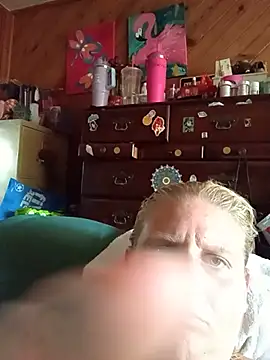 Trublonde3 online show from June 2026 01:32:01 PM