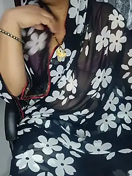 Snapshot of Miss-Jiyaa chatting on July 2026 05:17:02 PM Miss-Jiyaa online show from July 2026 05:17:02 PM