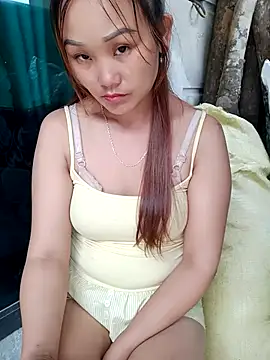 Snapshot of Emma-18h chatting on July 2026 09:15:01 AM Emma-18h online show from July 2026 09:15:01 AM