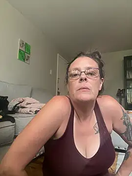 Snapshot of MatildaJane5 chatting on July 2026 07:08:02 PM MatildaJane5 online show from July 2026 07:08:02 PM